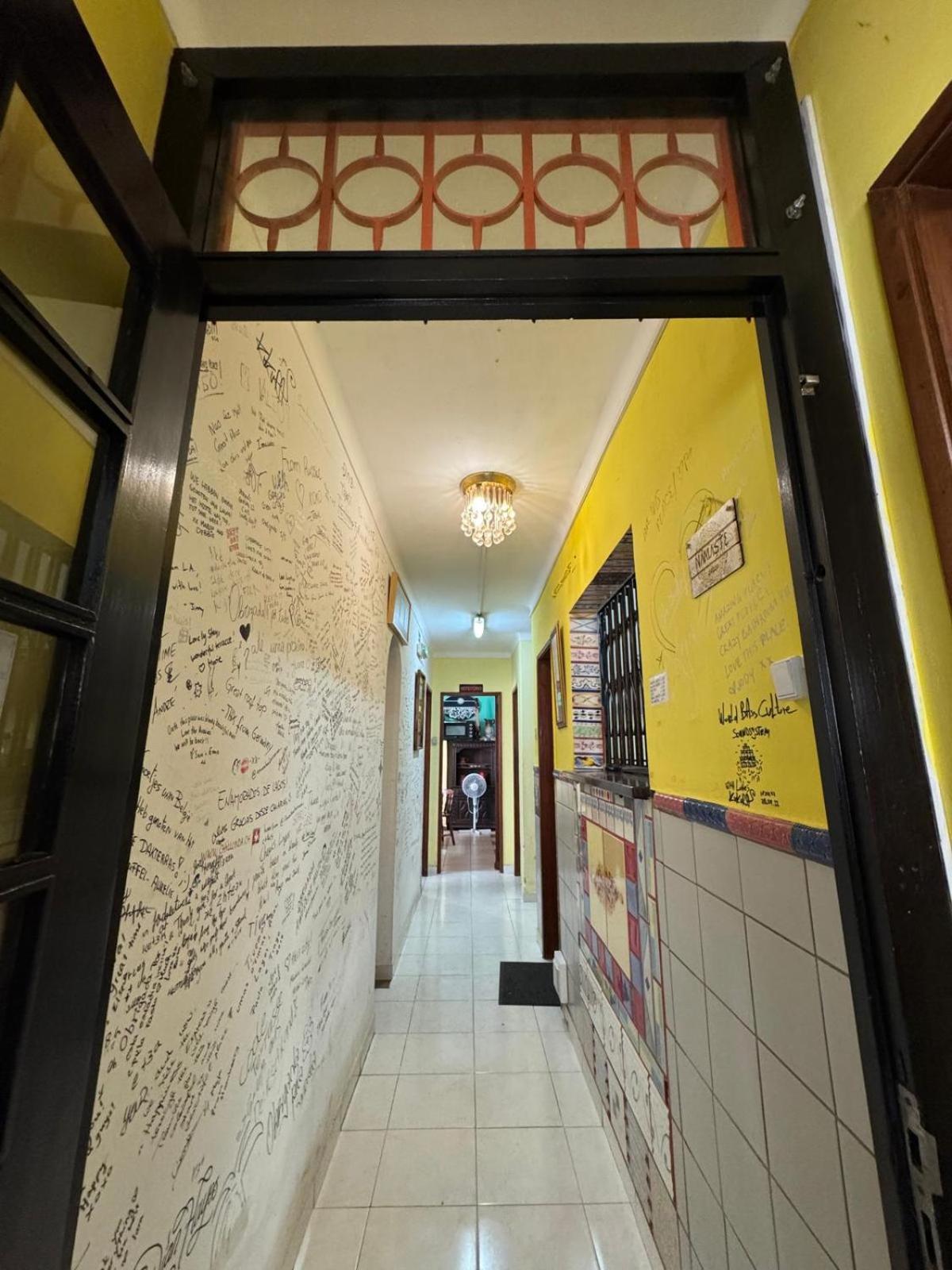 Lagos Central Hostel Buitenkant foto